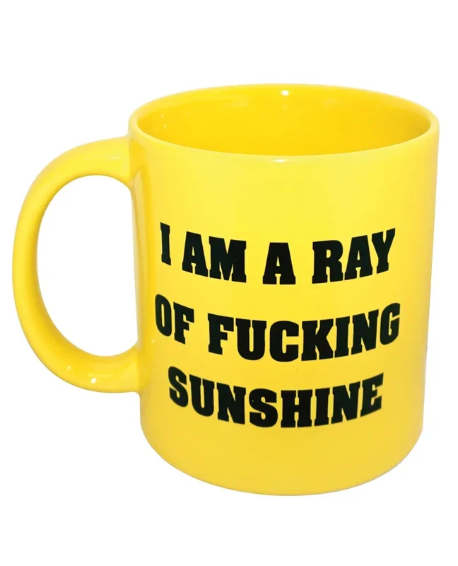 Attitude Mug I am a Ray of Fucking Sunshine – Yellow