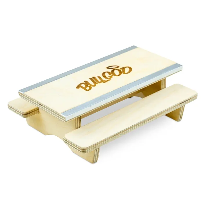 BullGod Fingerboard Ramp – Picnic Table
