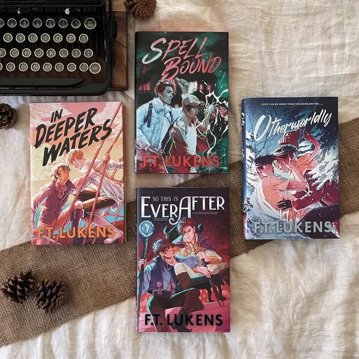 F.T. Lukens set (Illumicrate Exclusive)