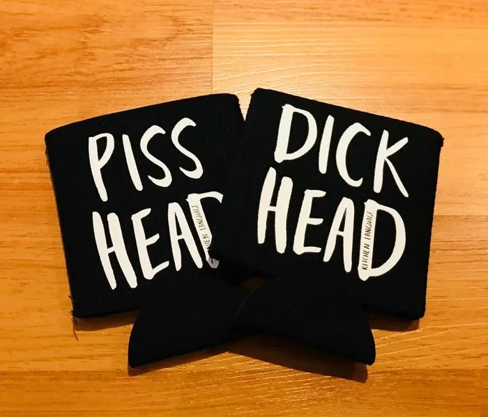 KITCHEN LANGUAGE PISSHEAD/DICKHEAD – STUBBY HOLDER