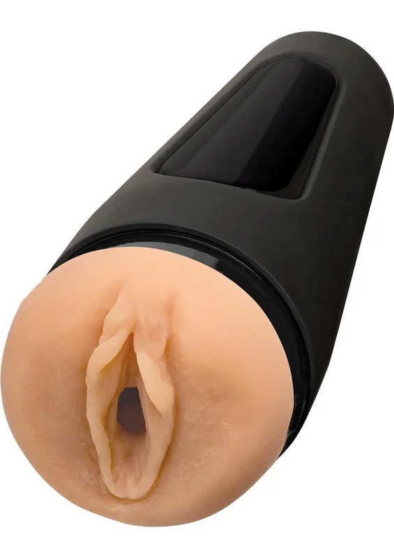 Main Squeeze Faye Reagen Ultraskyn Masturbator – Pussy