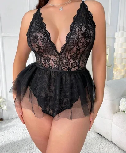 Plus Size Floral Lace Contrast Mesh Teddy Bodysuit