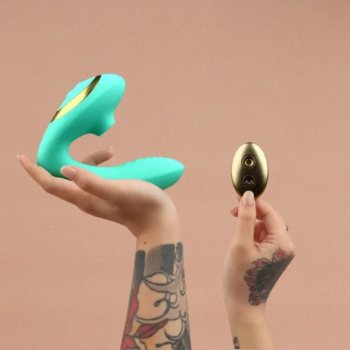 Tracy’s Dog OG Pro 2 Clitoral Sucking Vibrator